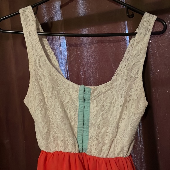 Small Daytrip High Low Dress Pink & Cream - Picture 3 of 6